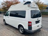 Volkswagen T5 Transporter Kasten Lang Hoch - Sanitätsfz. - Volkswagen T5 in Hamburg