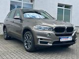 BMW X5 Baureihe X5 xDrive 35 i*1.Hand*LED*E-AHK* - BMW X5 Gebrauchtwagen in Saarbrücken