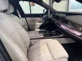 BMW 740 d xDrive Individualleder weiss TV+Lounge B&W
