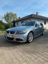 BMW E91 330d LCI M-Paket - BMW 330: Kombi, E91 330d