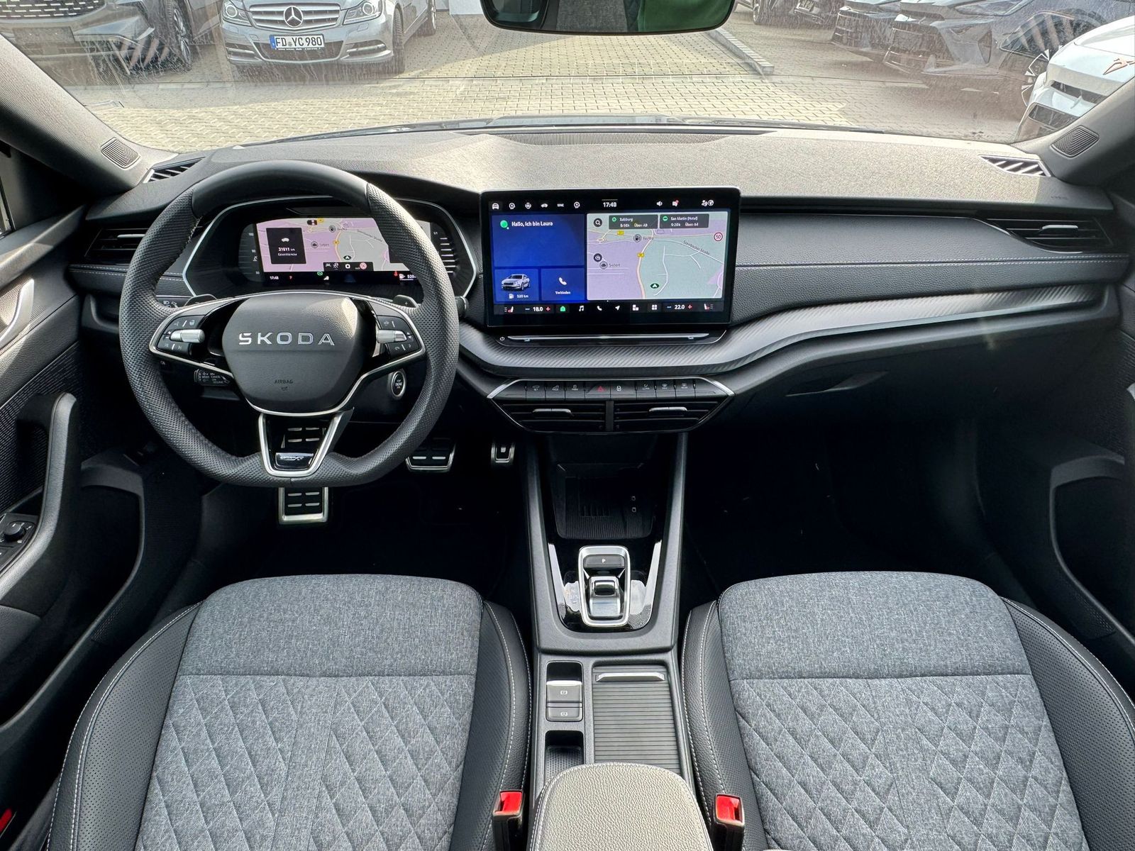 Fahrzeugabbildung SKODA Octavia 2.0 DSG Sportline MATRIX*PANO*CANT.*5J.G