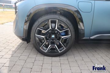 BMW XM - 3