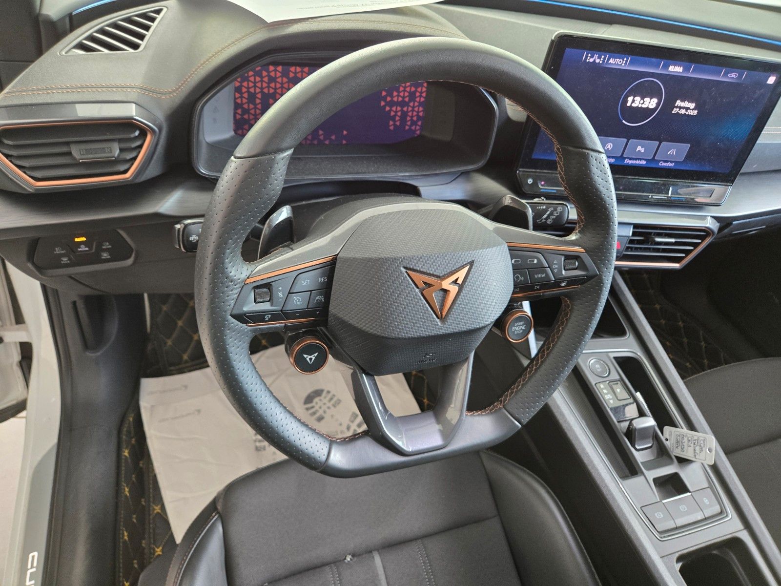 Fahrzeugabbildung CUPRA Formentor VZ 4Drive Panorama-Dach*Ambiente