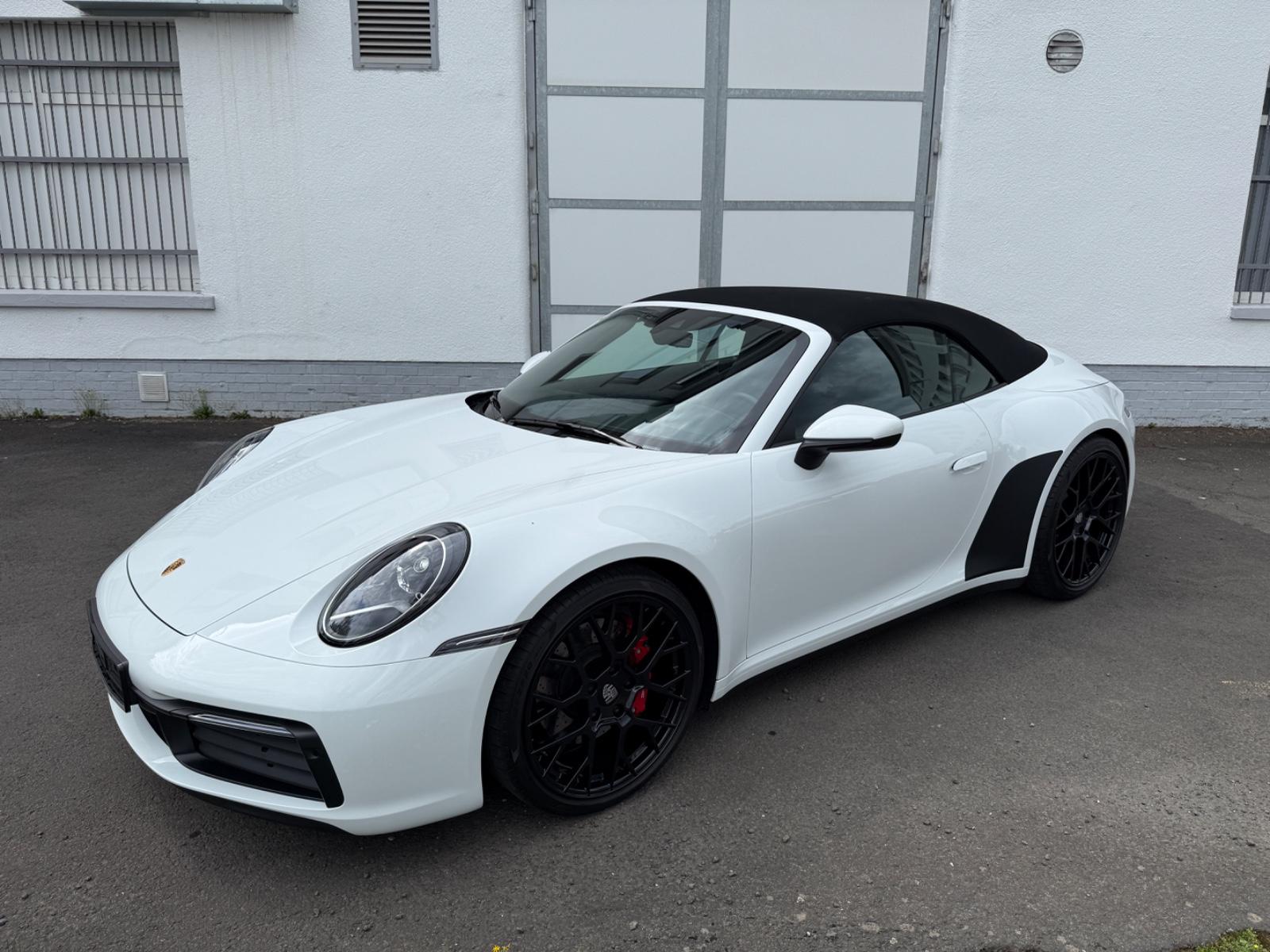 Porsche 992/911 Carrera S Cabrio/SAG/Vollleder/Matrix/Bo