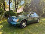 Mercedes-Benz E 320 CLASSIC Classic - Mercedes-Benz E 320 aus 1995