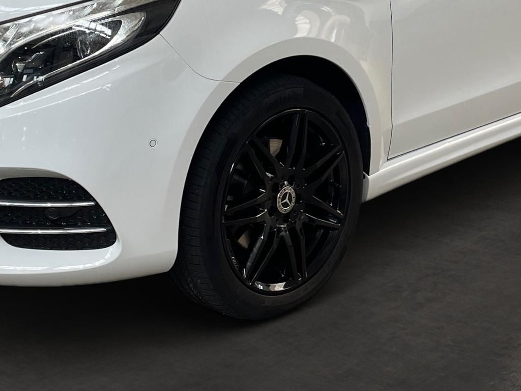 Fahrzeugabbildung Mercedes-Benz V 300 EAV/L 4x4 AMG 8 Sitze STHZ 2,5t AHK MEMORY