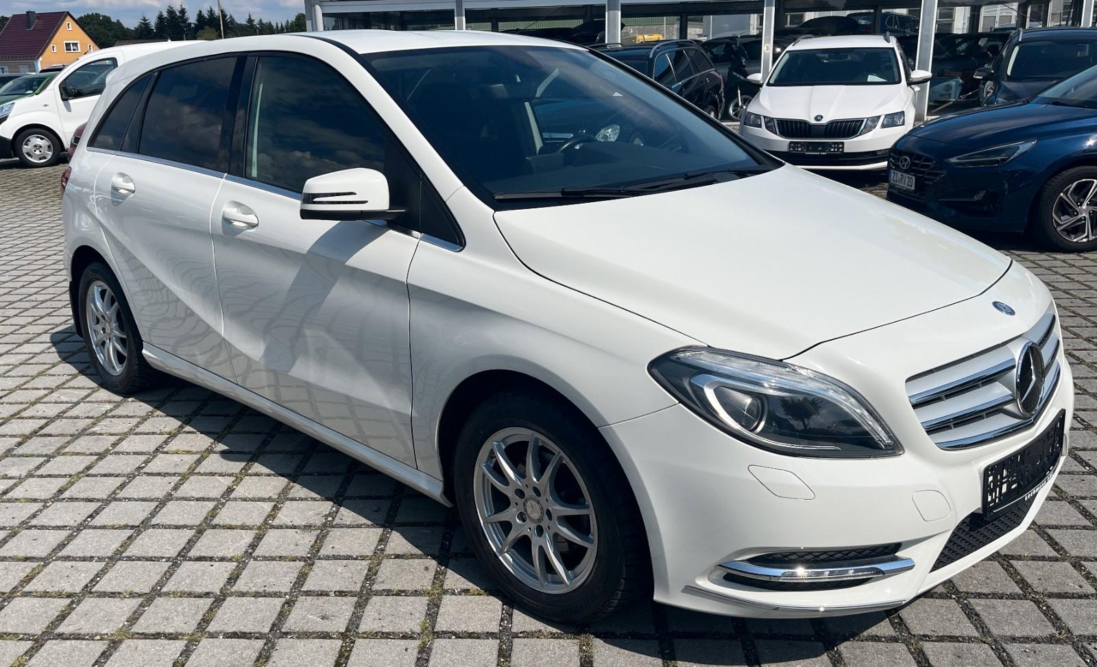 Mercedes-Benz B 180 Aut.|Bi-Xenon|Standhzg.|PDC|SHZ|Navi