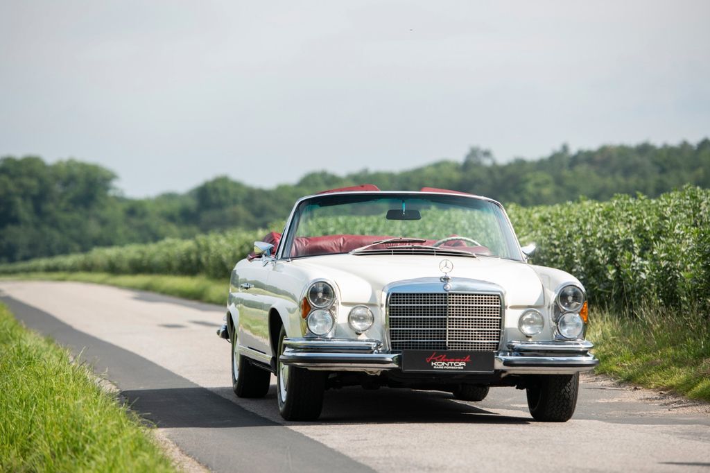 Mercedes-Benz 280
