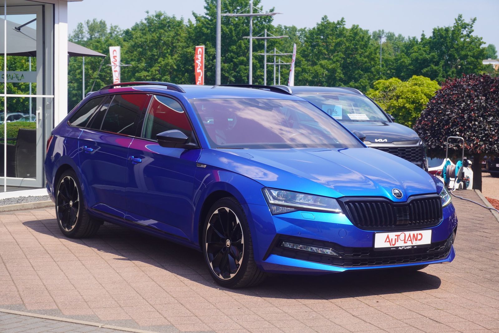 Skoda Superb Combi 2.0TSI Sportline LED Navi ACC Leder foto 5