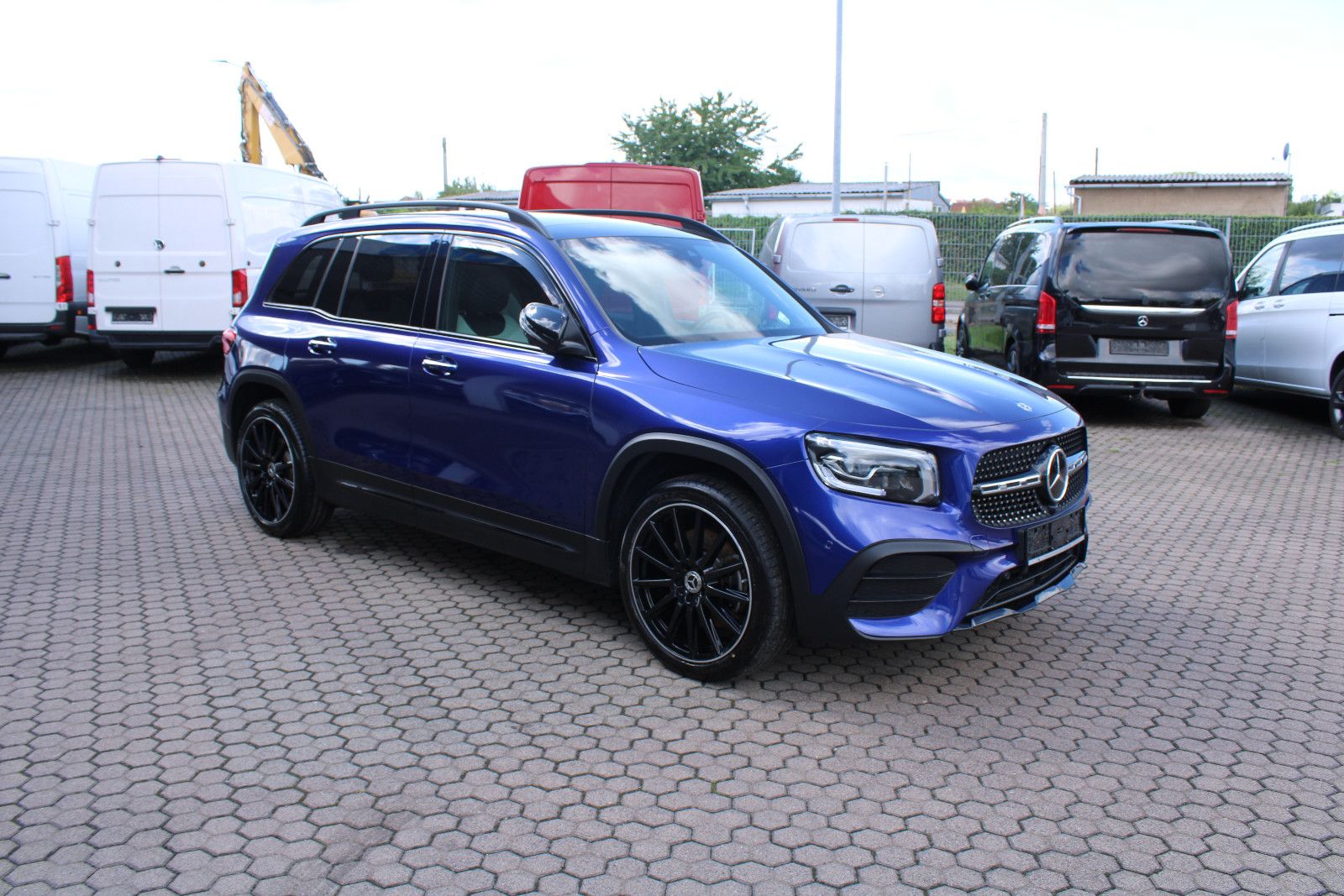 Mercedes-Benz GLB 220d 4Matic AMG-Line Head-Up Distronic AHK foto 3