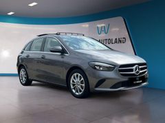 Fahrzeugabbildung Mercedes-Benz B 200 Progressive NAV+SHZ+PANO+KAM+AHK+PDC+MBUX