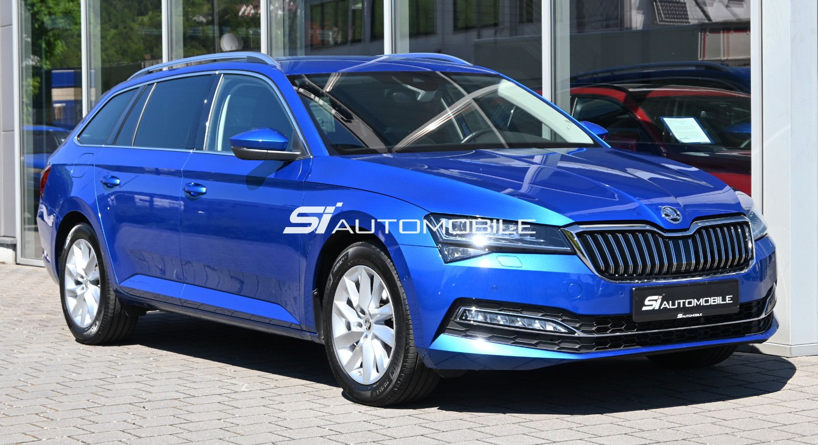 Fahrzeugabbildung SKODA Superb 1.5 TSI ACT DSG STYLE COMBI °ACC°AHK°