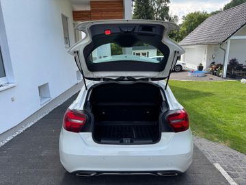 Mercedes A 200 - 12