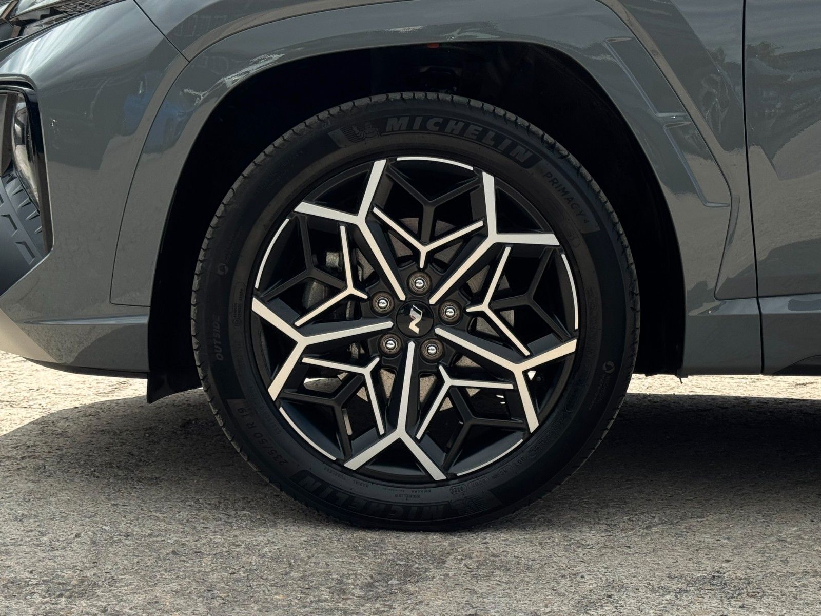 Fahrzeugabbildung Hyundai Tucson 1.6 T-GDI N Line PHEV 4WD KRELL Cam CarPl