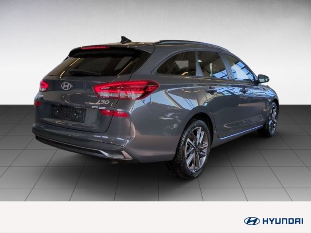 Fahrzeugabbildung Hyundai i30 FL Kombi (MY25) 1.5 T-GDI (140 PS) 48V 7-DCT