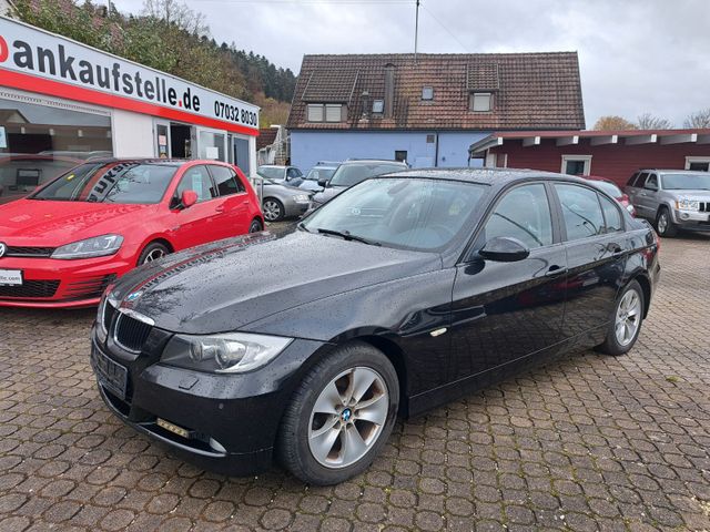 BMW 320i Lim./SHZ/SD/AHK/STHZ/XENON/T-LEDER/S-HEFT*