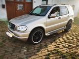 Mercedes-Benz ML 320 V6 218 PS 186000km Volllederausstattung   - gebrauchte Mercedes-Benz ML-Klasse aus dem Jahr 2003