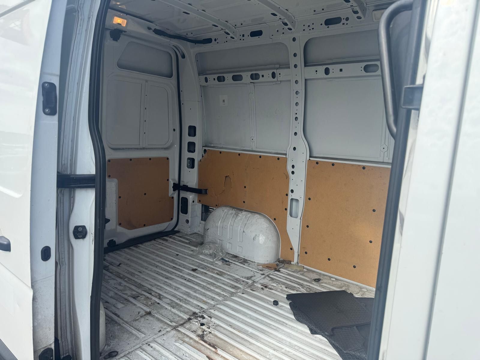 Fahrzeugabbildung Renault Master III Kasten L1H2 HKa 3,5t/1.HAND/TEMPOMAT/