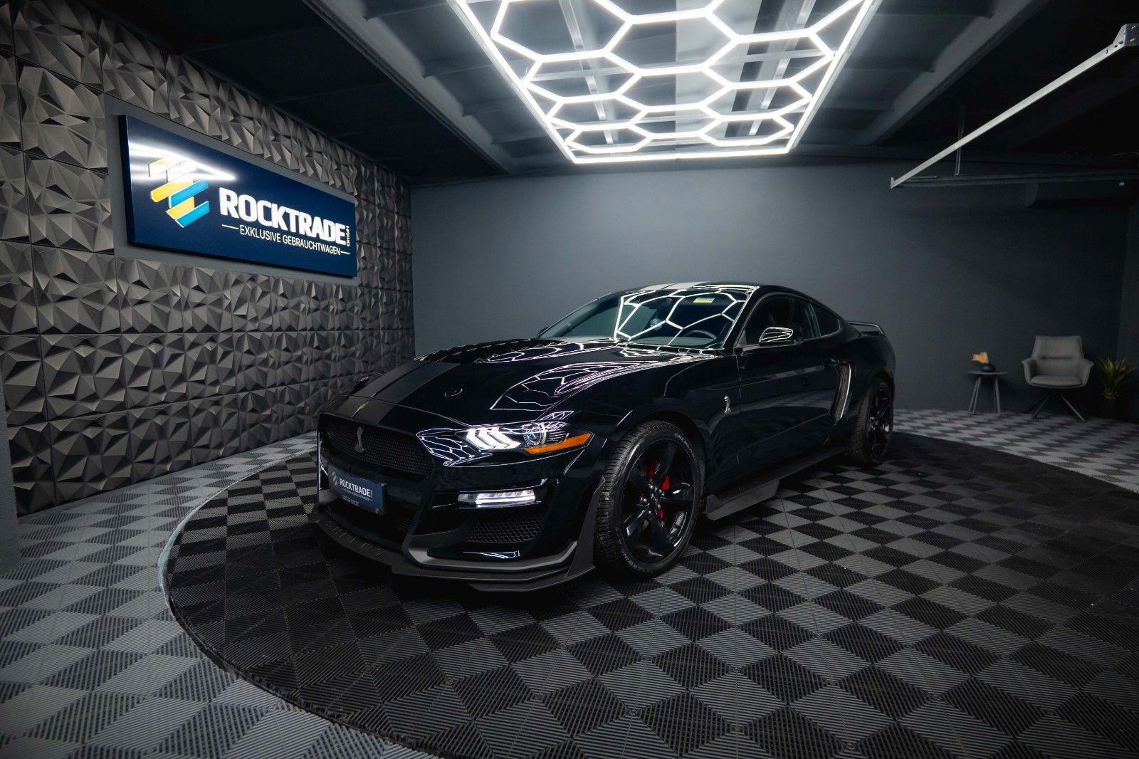 Fahrzeugabbildung Ford Mustang Shelby GT 500 5.0 V8 Performance PREMIUM