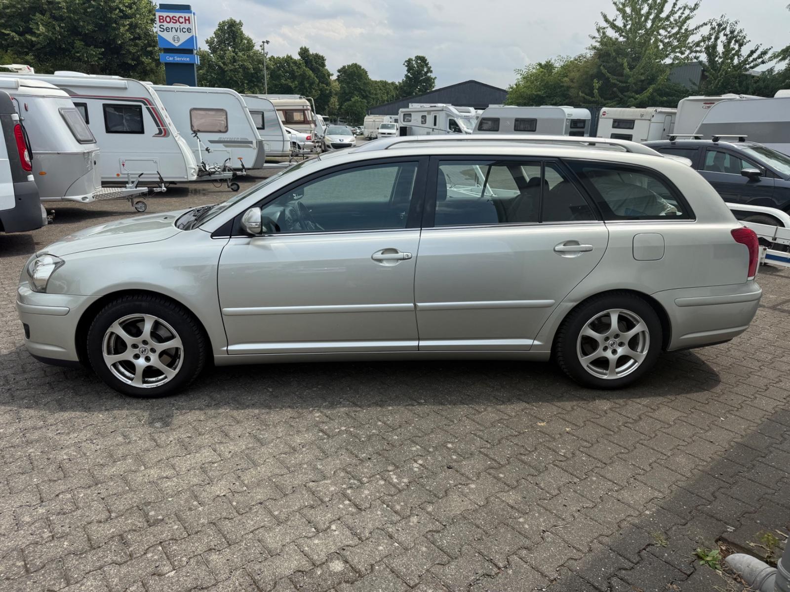 Toyota Avensis 2007 — engine 1.998 cm³, 147 HP (108kW)