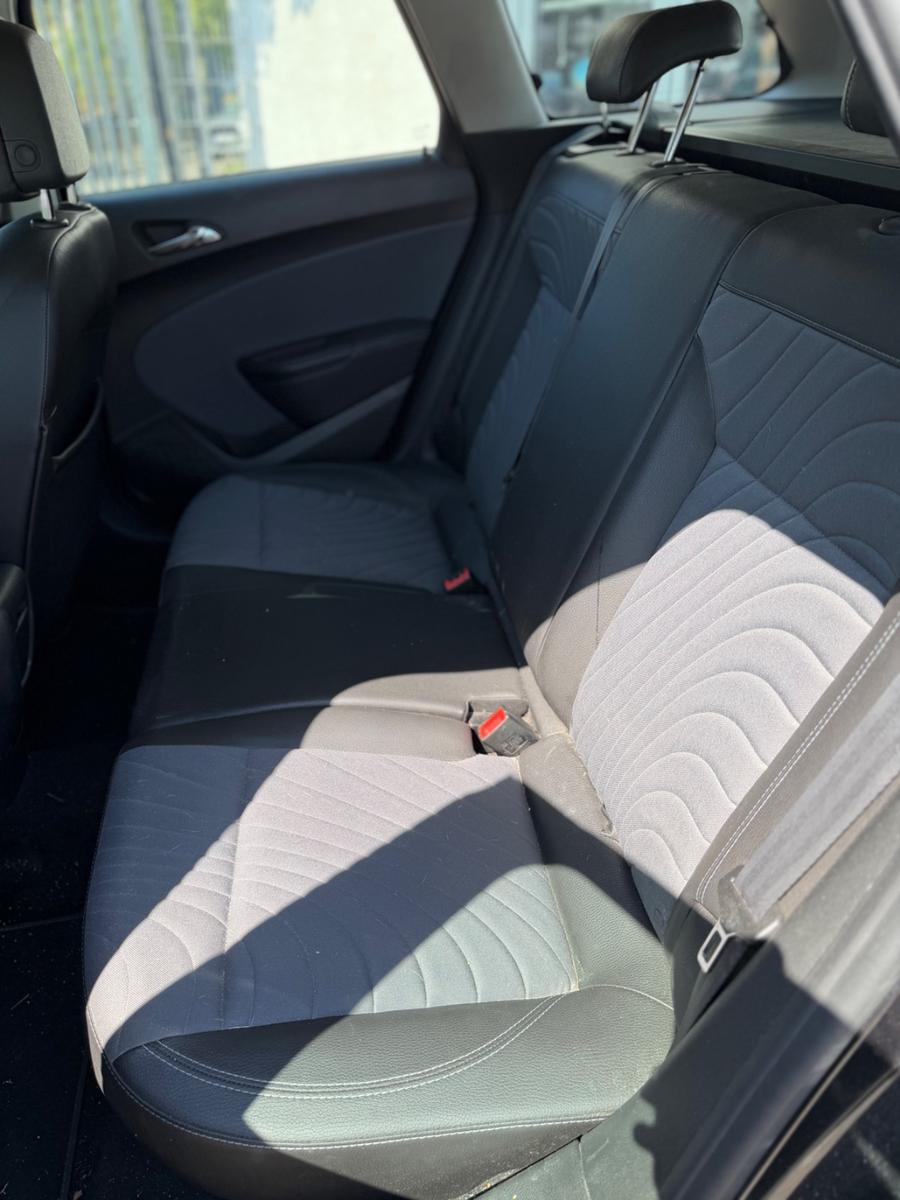 Opel Astra 2015 — photo 9