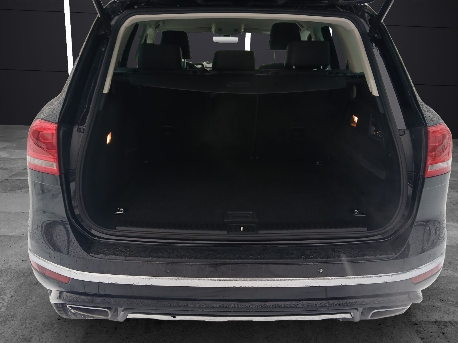 Fahrzeugabbildung Volkswagen Touareg TDI Terrain-Tech R-Line 4M Xenon AHK Nav