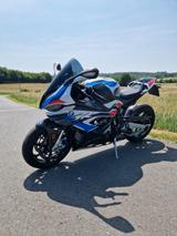 BMW M1000RR - Offers matching your search criteria