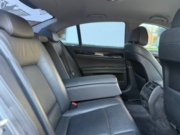 BMW 730 - 8