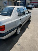 Volkswagen Vw Vento H- Kennzeichen - Volkswagen Vento: Limousine