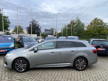 Toyota Avensis - 6
