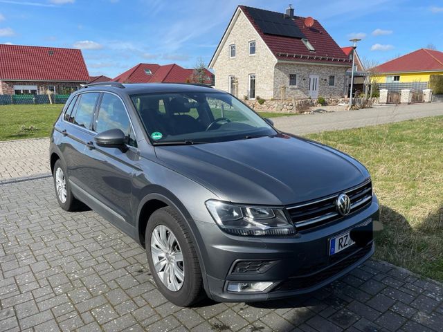 Volkswagen Tiguan 1.4 TSI ACT Comfortline Comfortline