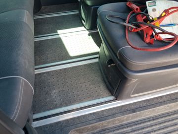 Volkswagen T5 Multivan - 8