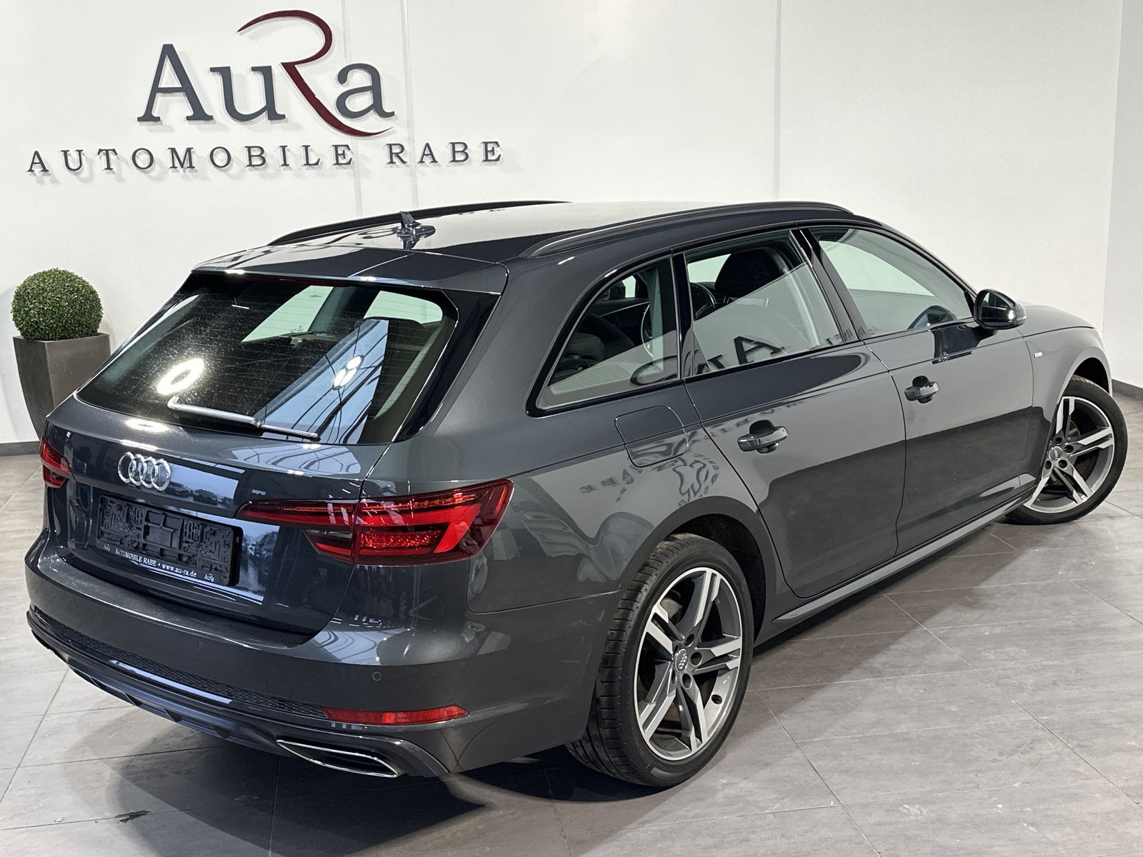Fahrzeugabbildung Audi A4 Avant 40 TDI S-Line NAV+LED+SHZ+AHK+18ZO+1Hd