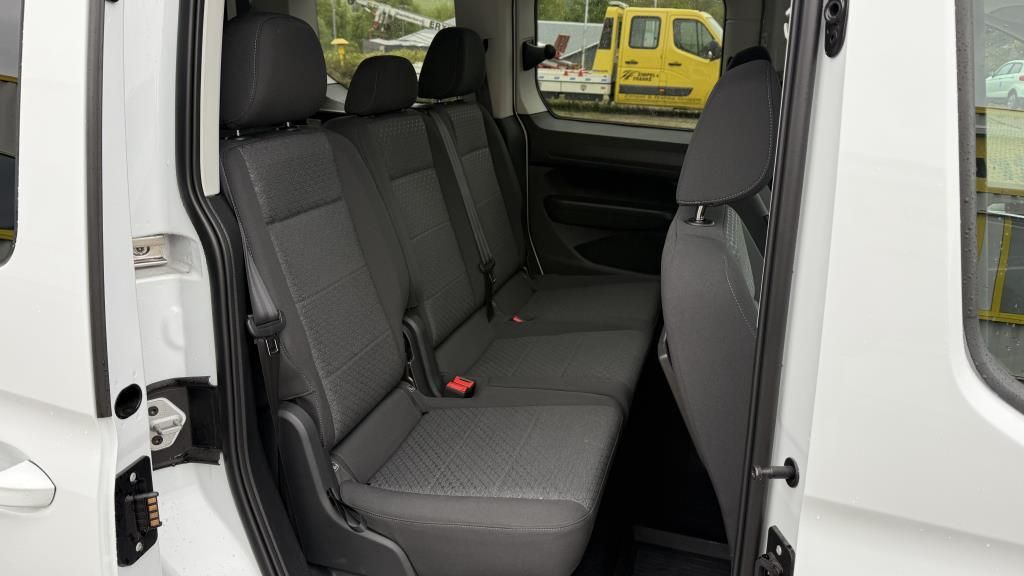 Autohaus Zimpel - Ford Tourneo Connect Titanium 1.5 Kamera+Klimaautomat - Bild 11 Autohaus Zimpel - Ford Tourneo Connect Titanium 1.5 Kamera+Klimaautomat - Bild 11