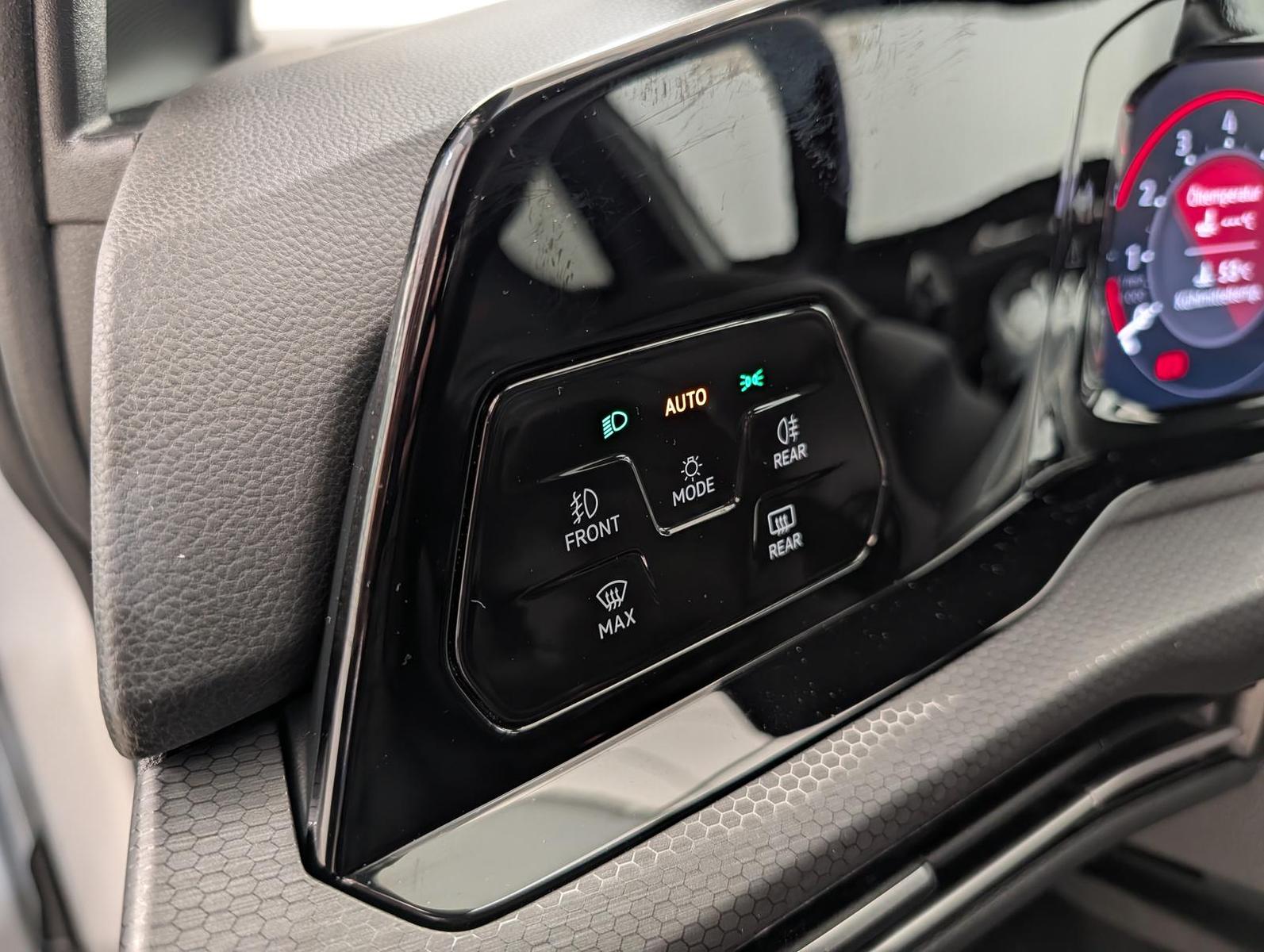 Volkswagen Golf 2.0 TSI GTI LED Navi ACC RFK Winter, миниатюра 17