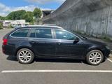 Skoda Octavia Combi 2.0tdi Elegance Leder Automatik - gebrauchte Skoda Octavia aus dem Jahr 2014