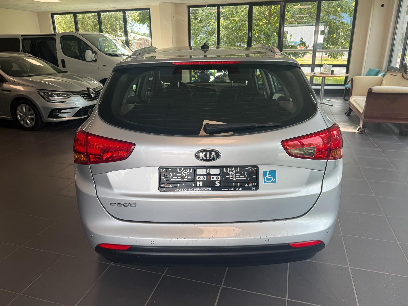 Kia Ceed Sportswagon Spirit Behindertenger. Handgas
