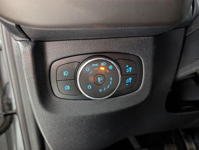 Ford Tourneo Courier Trend Tempomat  Digitaler Tacho