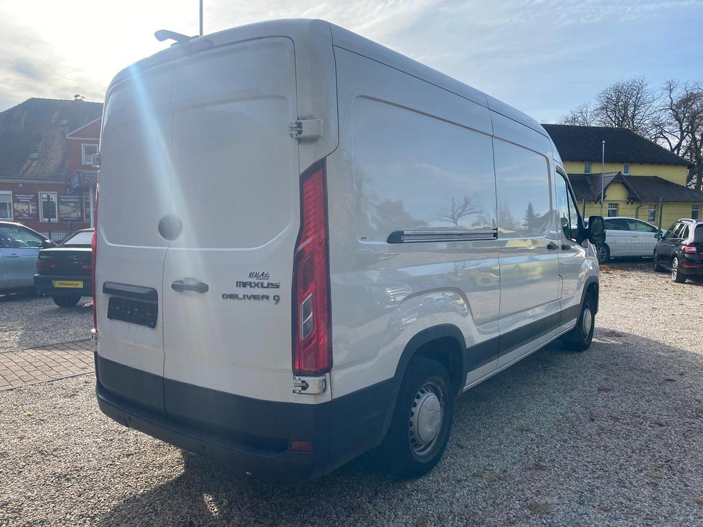 Maxus Deliver 9