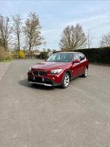 BMW X1 sDrive20i - - BMW X1: Rot