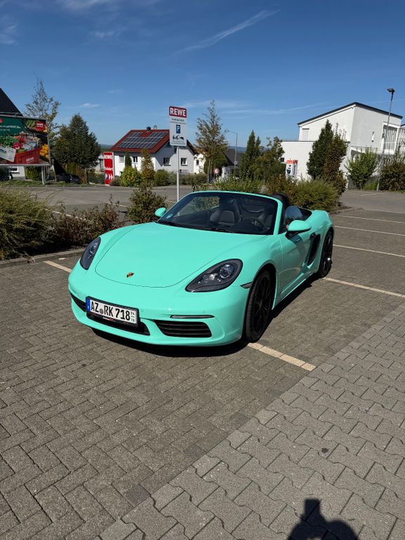 Image of Porsche Boxster