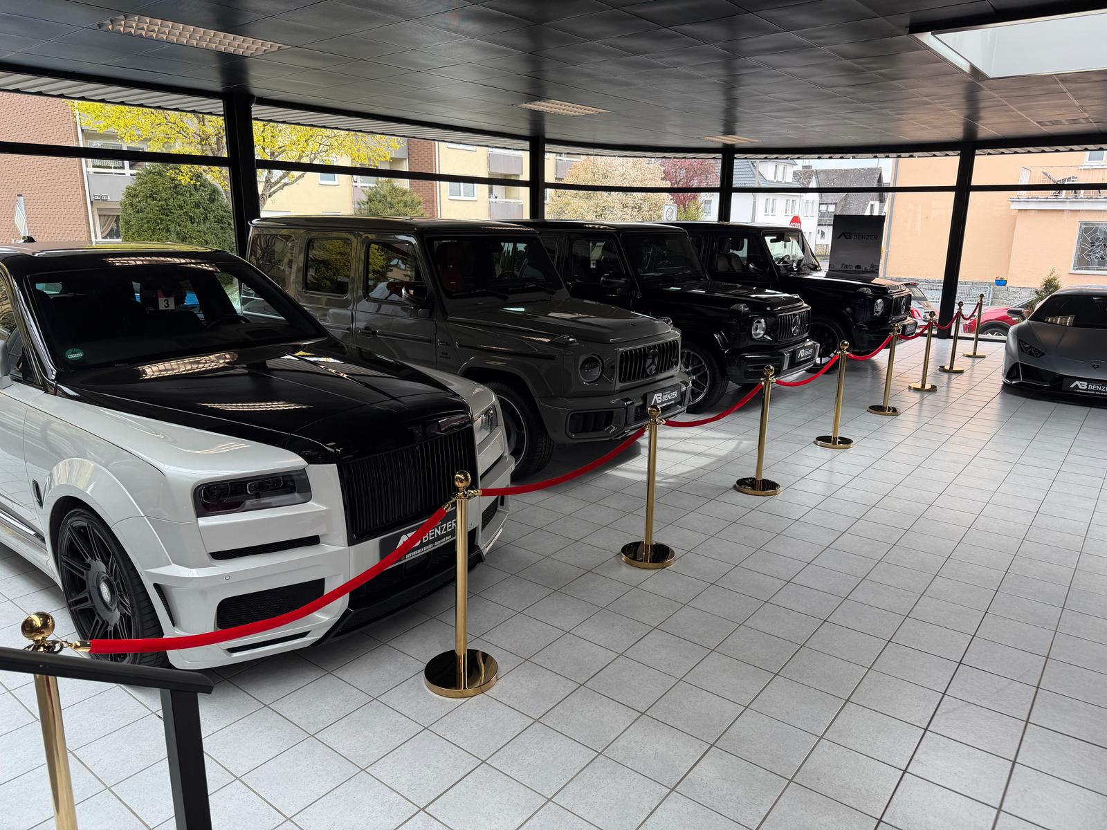 showroom-image-main
