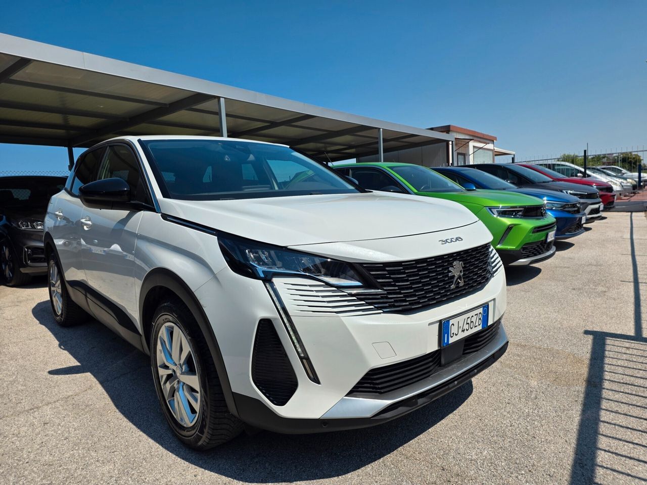Peugeot 3008 BlueHDi 130 S&S EAT8 Business imagem 2