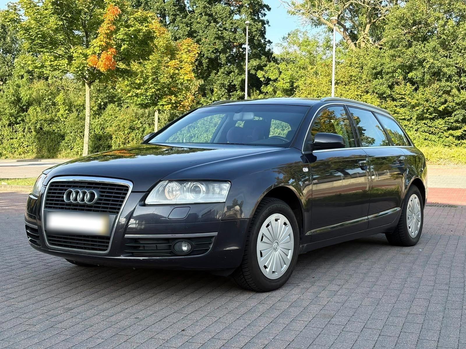 Audi A6 2005 — interior