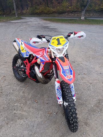 Beta RR 300 Racing Sondermodell Steve Holcombe