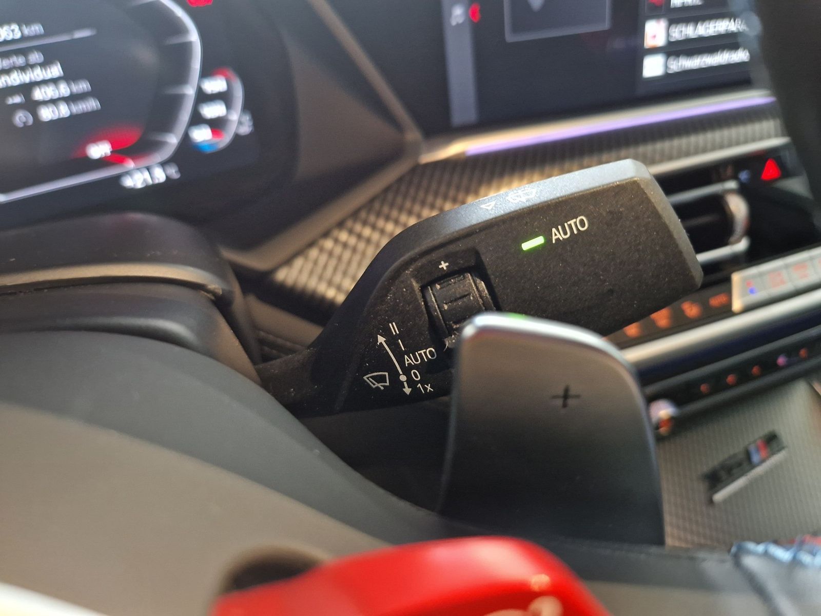 BMW X6 M  xDrive Competition HUD LED Harman-Kardon – Bild 27