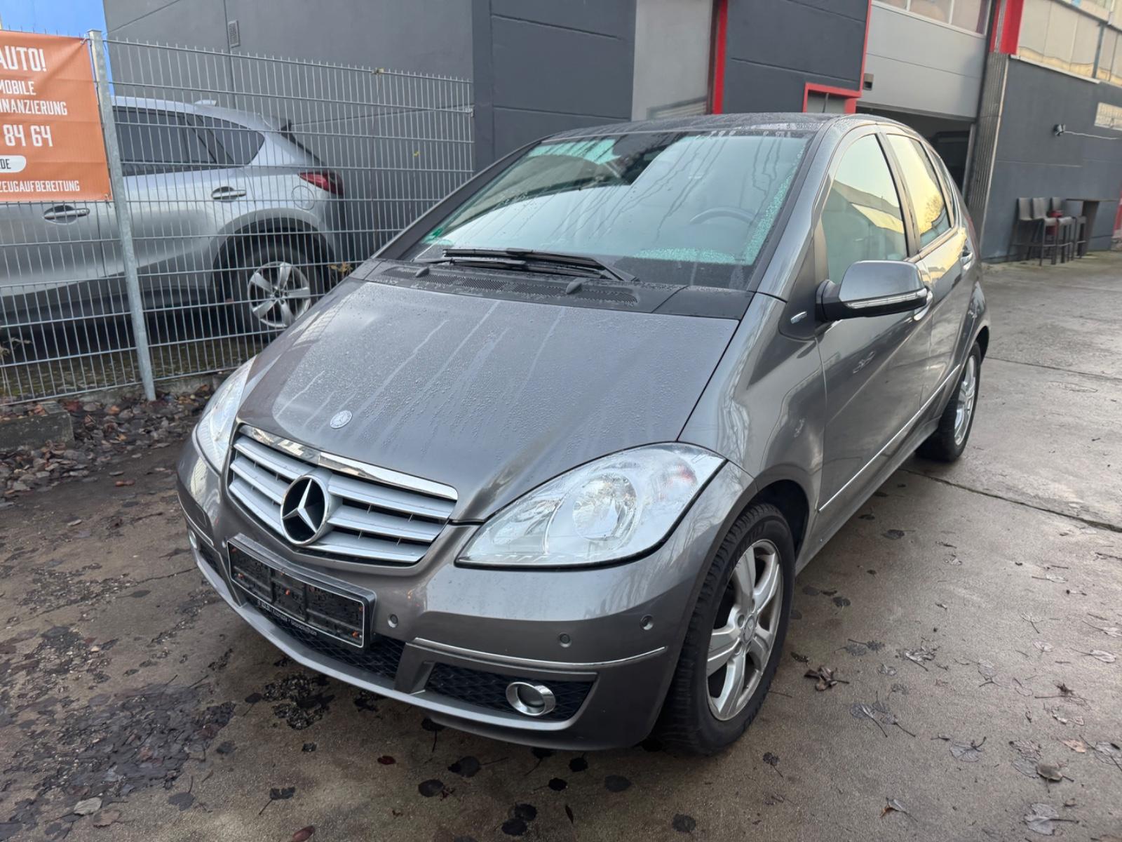 Mercedes-Benz A 160 Teilleder Klima Temp Pdc Shz MB Wartungen