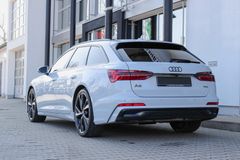 AUDI A6 Avant 45 TFSI quattro S LINE/ MATRIX LED/ B&O AUDI A6 Avant 45 TFSI quattro S LINE/ MATRIX LED/ B&O