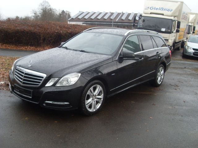 Mercedes-Benz E 250 CGI BlueEfficiency AVANTGARDE