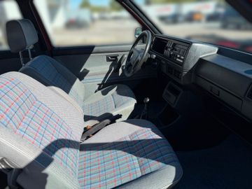 Volkswagen Golf - 12